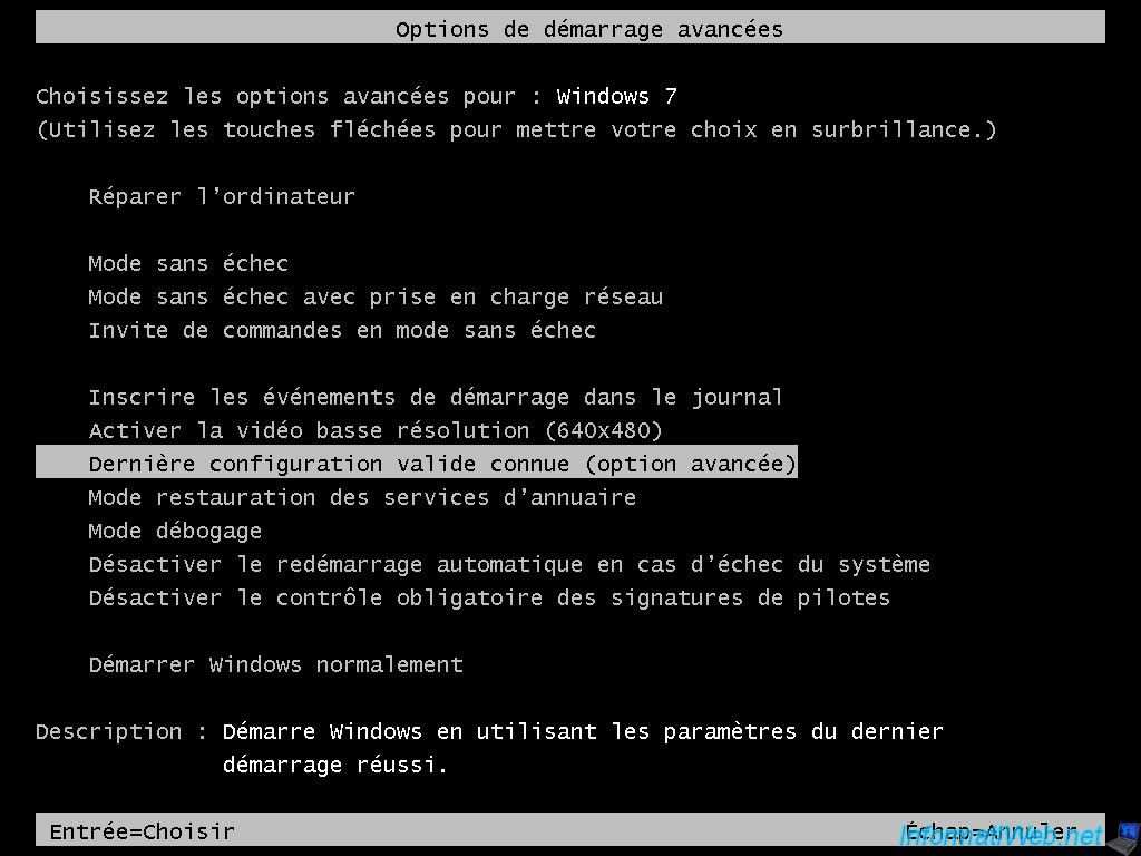 Dans les options de récupération, sélectionnez Invite de commandes.
Tapez la commande bootrec /fixmbr et appuyez sur Entrée.