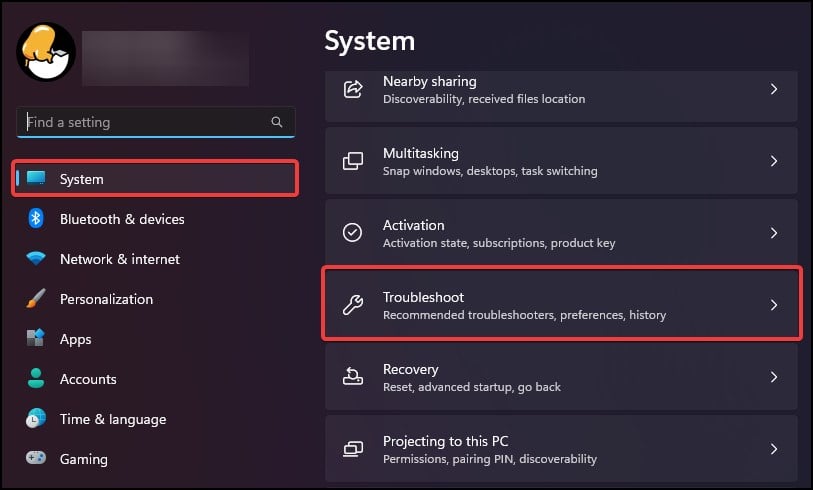 Tapez la commande suivante pour renommer les dossiers de sauvegarde des composants de Windows Update :
ren %systemroot%\SoftwareDistribution SoftwareDistribution.old